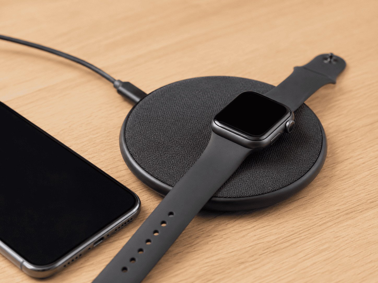 Apple Watch wireless charger compatibility