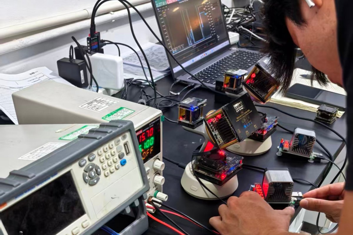 Wireless charger heat and FOD safety testing